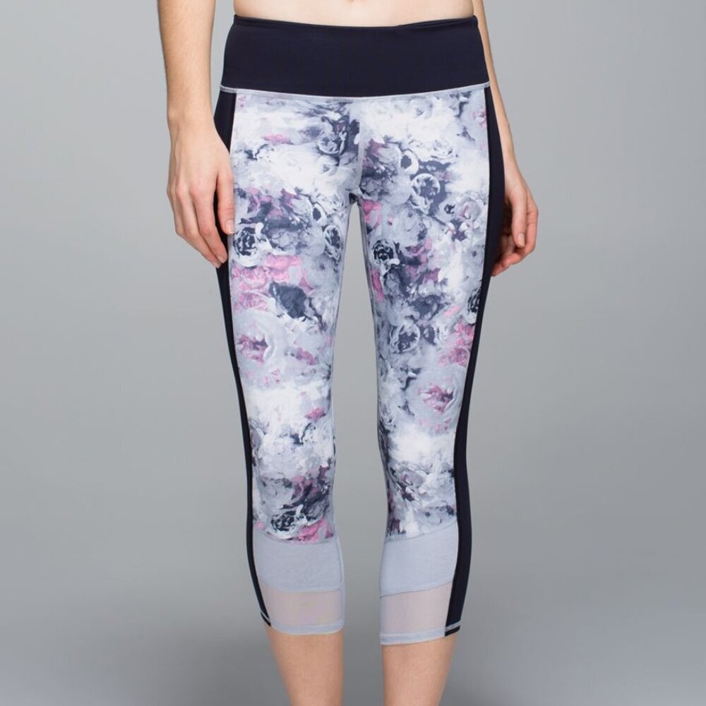 NWT Lululemon If You're Lucky Crop